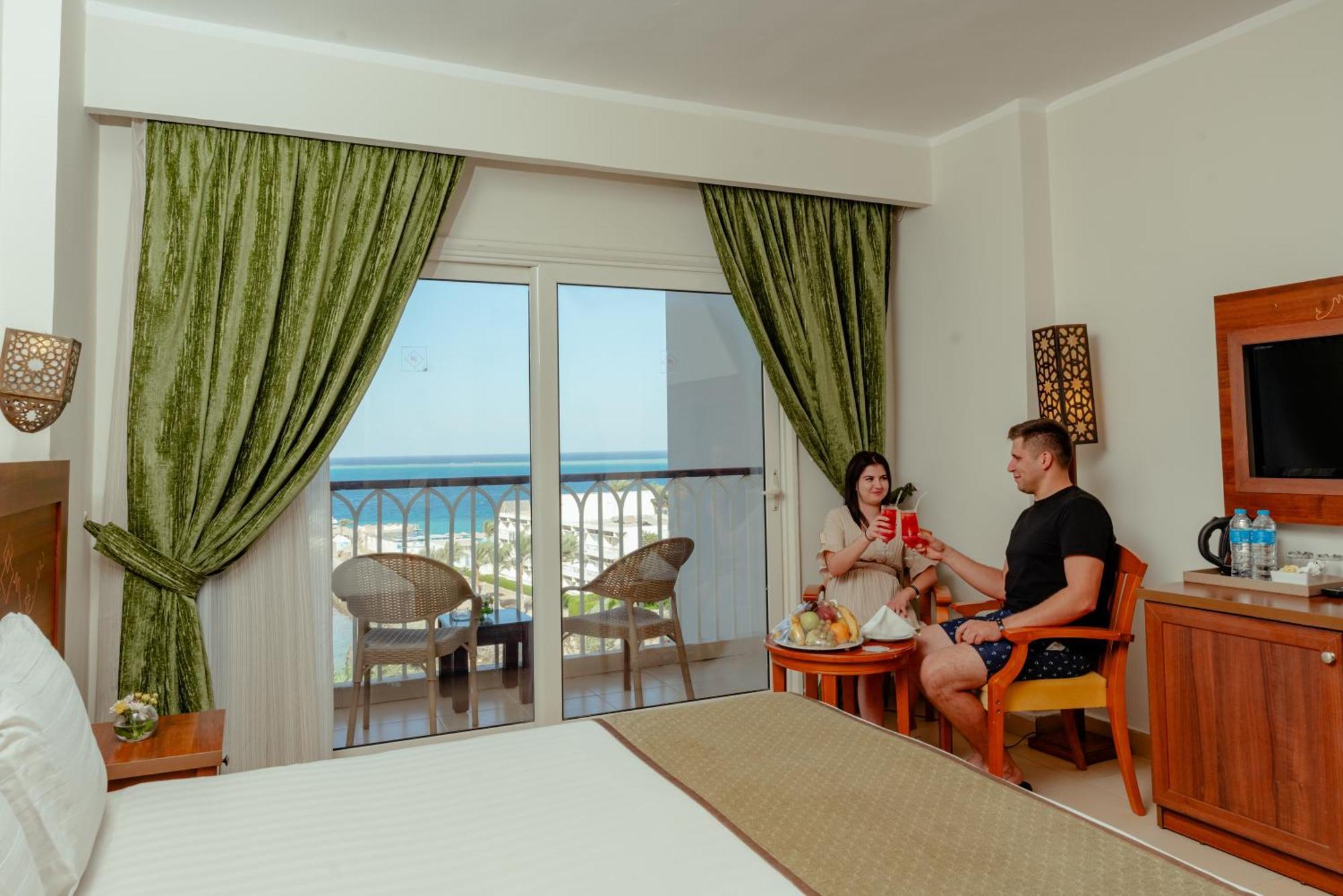Royal Star Beach Resort Hurghada Esterno foto
