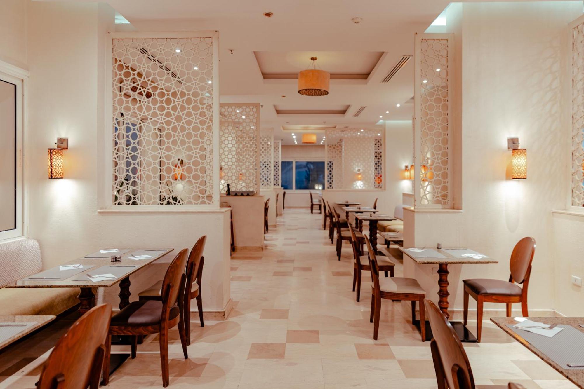 Royal Star Beach Resort Hurghada Esterno foto
